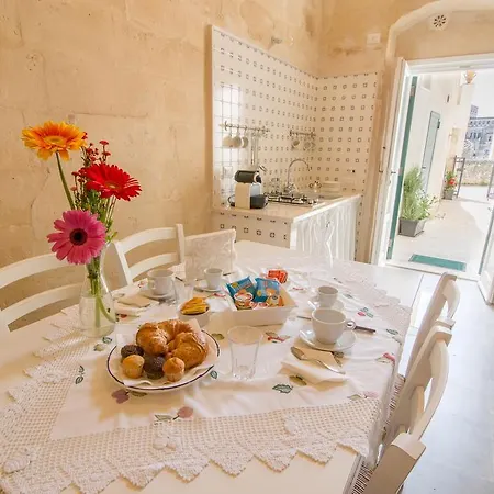 Il Vialetto Nei Sassi